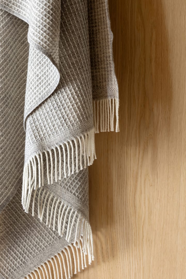 Vega peitto 150x210 cm - Grey - Røros Tweed